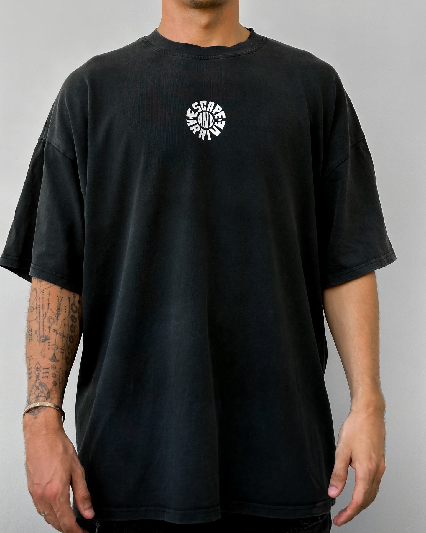Escaper T-Shirt 01