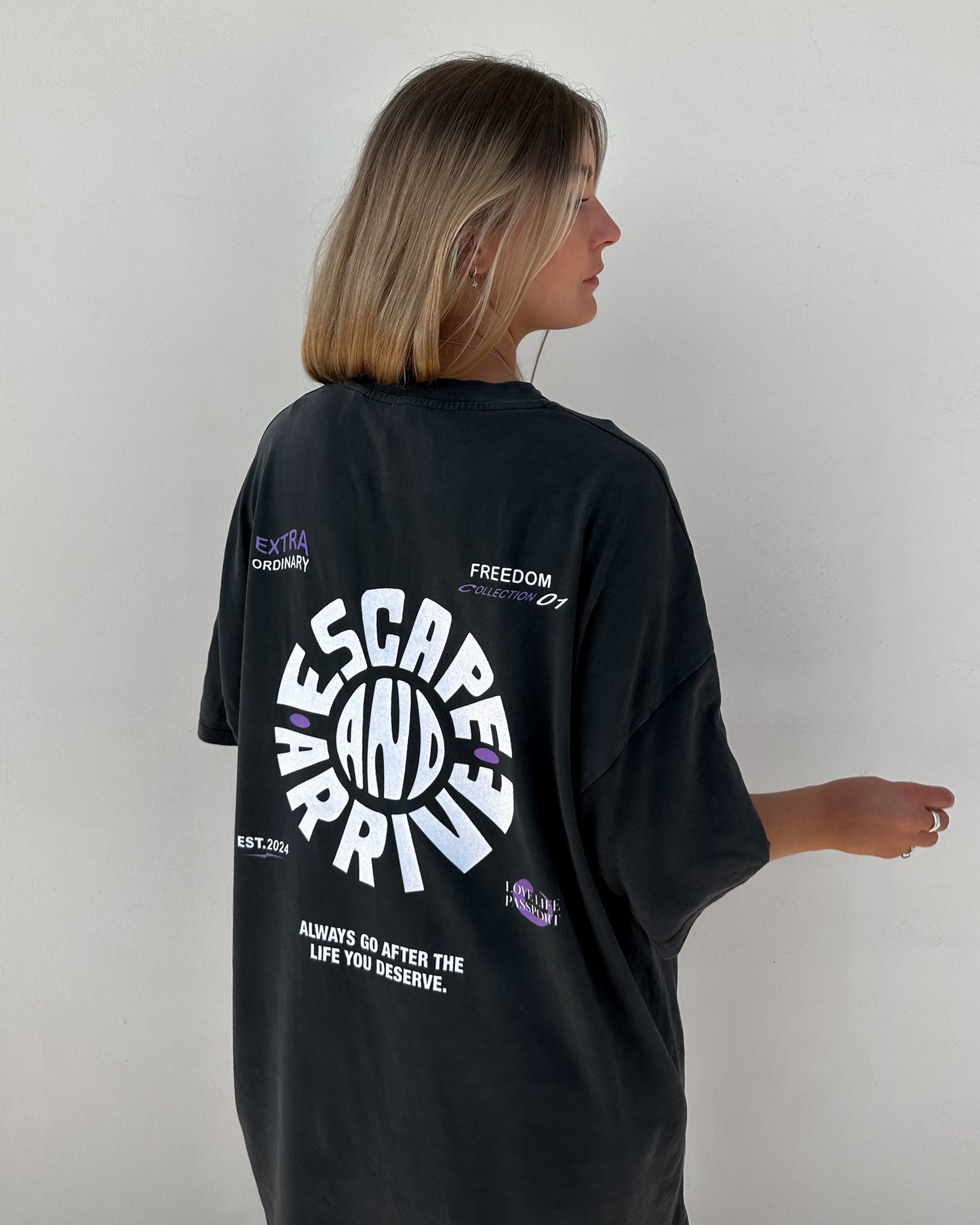 Escaper T-Shirt 01